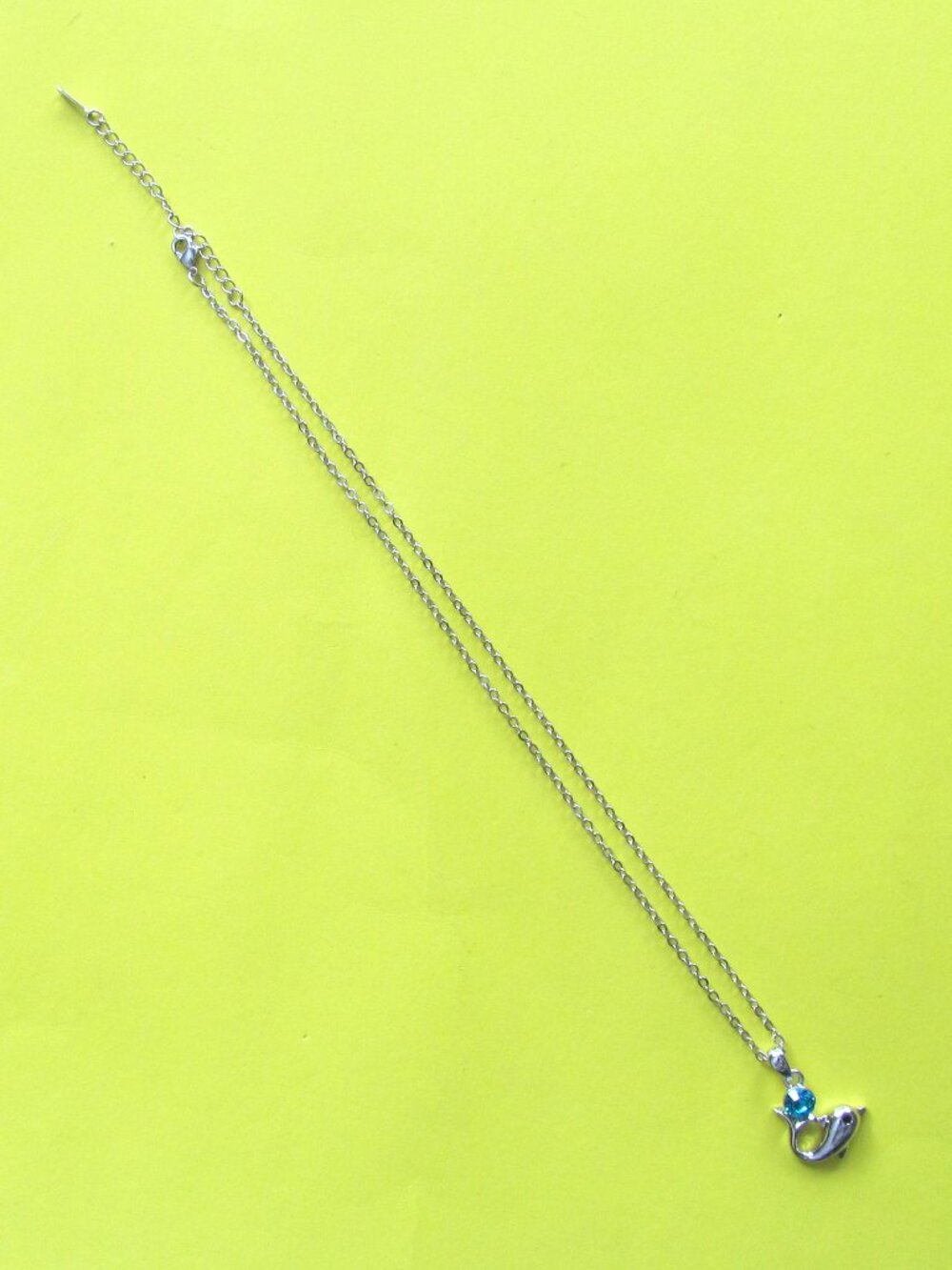 Dolphin necklace - Picture 3 of 4